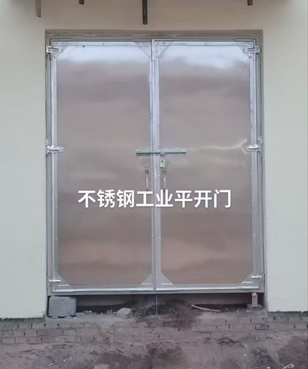 不锈钢和硕工业平开门在现代工业场景中的应用实践